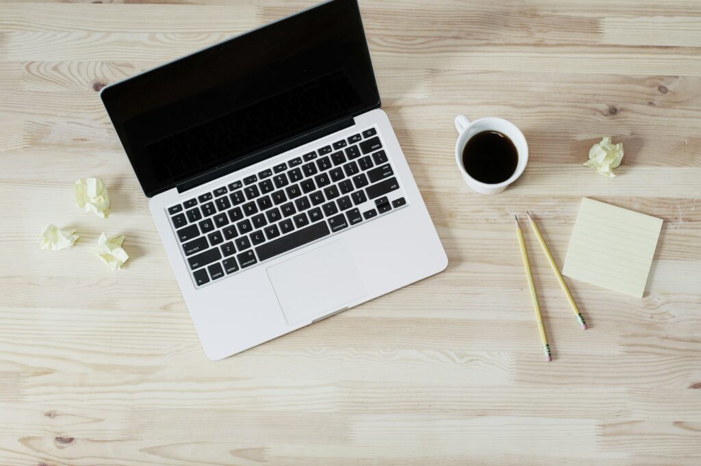 The current image has no alternative text. The file name is: lauren-mancke-aOC7TSLb1o8-unsplash-scaled.jpg